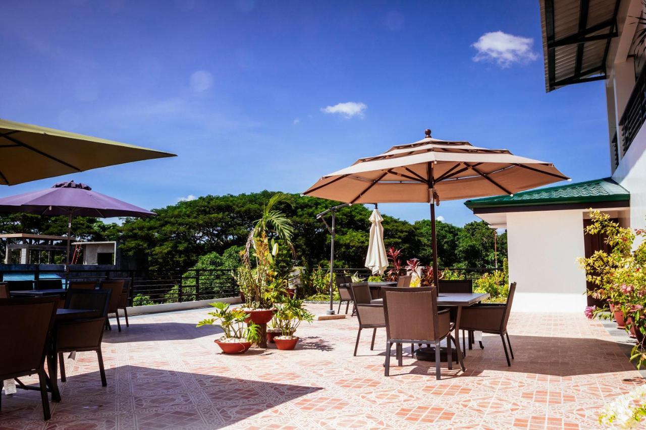 Ipil Suites Puerto Princesa Exterior foto