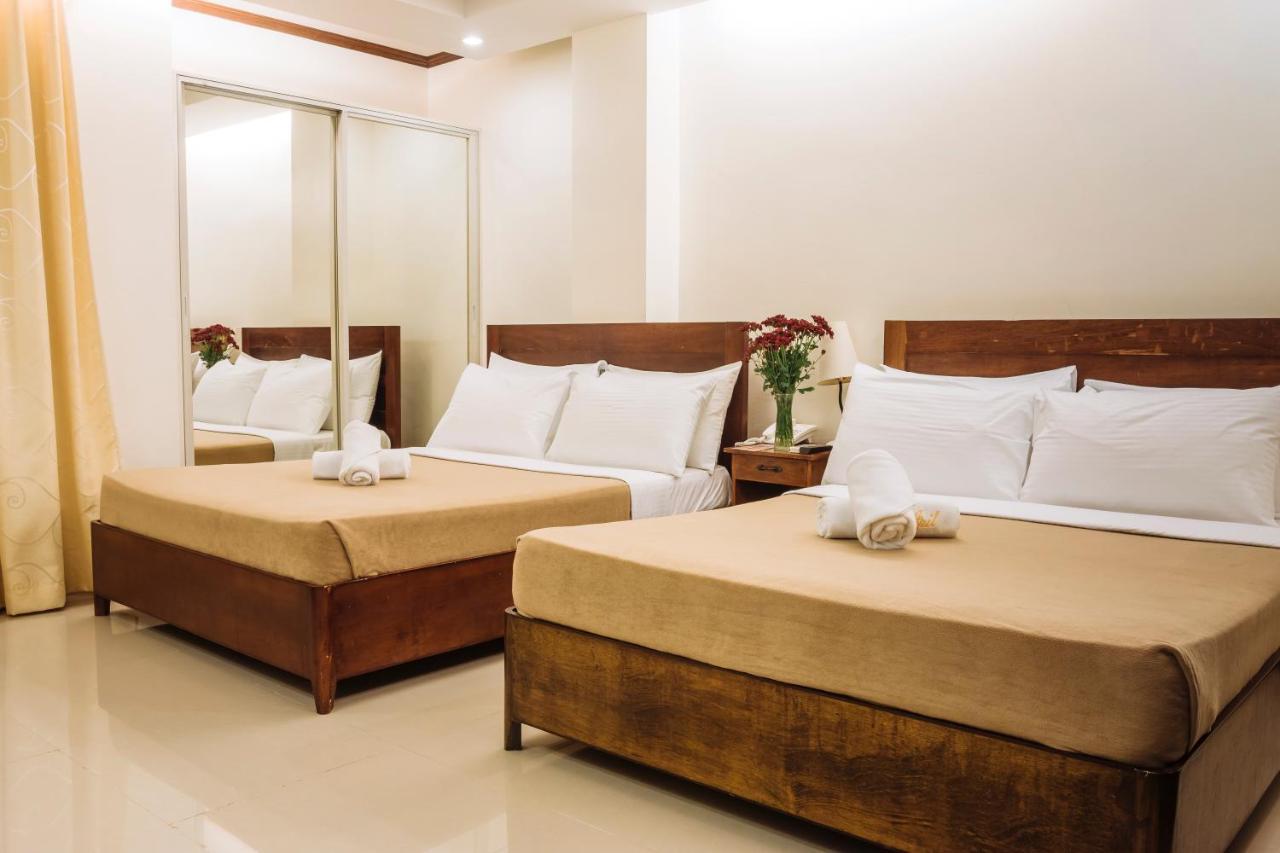 Ipil Suites Puerto Princesa Exterior foto
